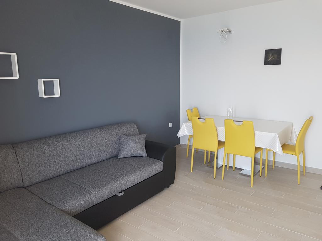 Apartments Tereza Senj  Eksteriør billede